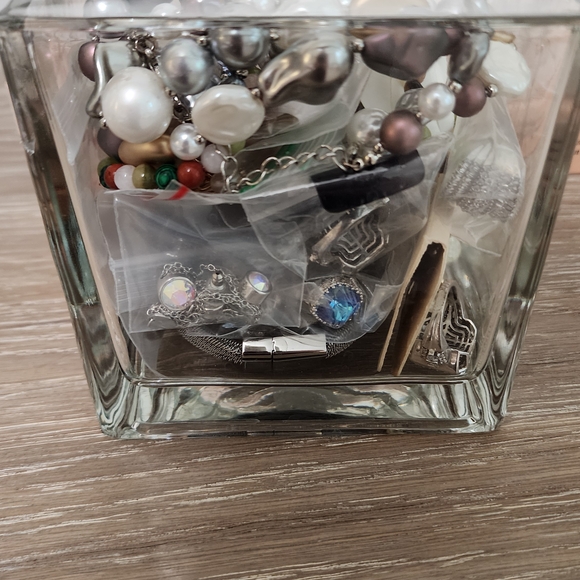 Jewelry Jar Extravaganza! - Picture 4 of 5